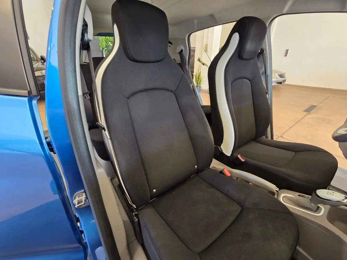 Renault Zoe usata a Rimini (14)