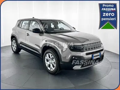 Jeep Avenger 1.2 turbo Altitude fwd 100cv del 2026 usata a Milano