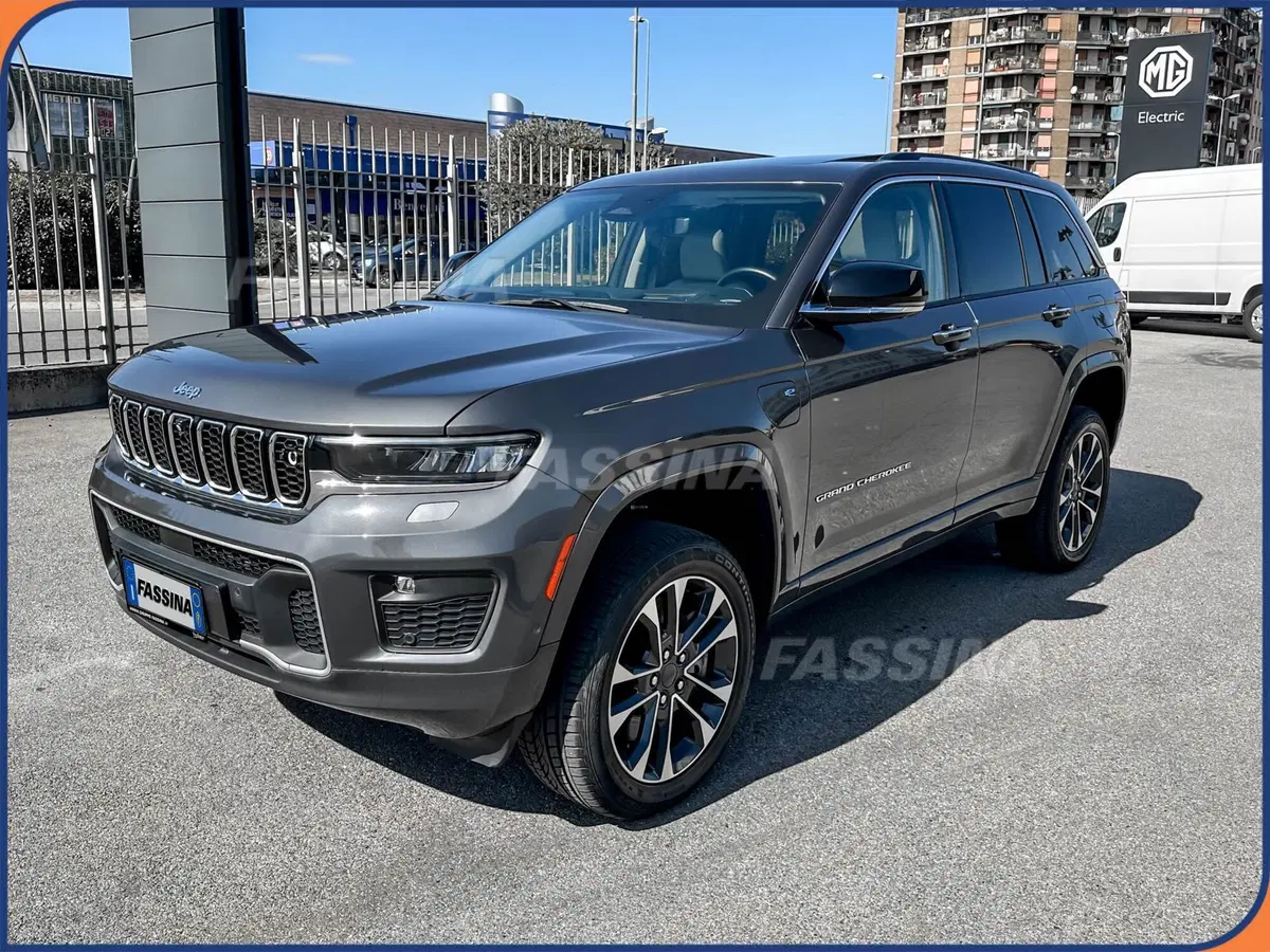Jeep Grand Cherokee usata a Milano (3)