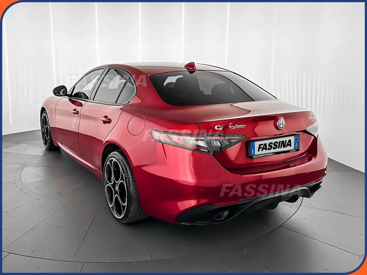 Alfa Romeo Giulia usata a Milano (4)
