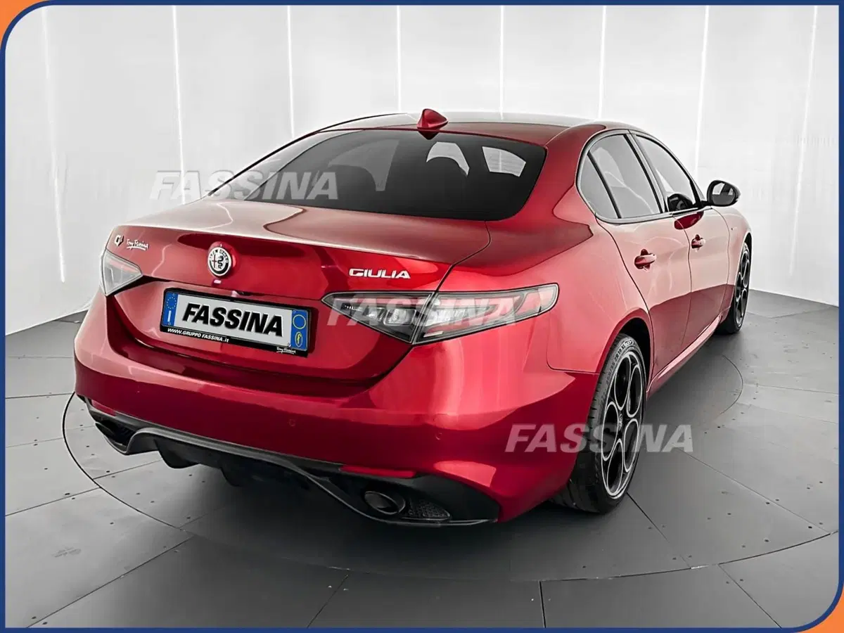 Alfa Romeo Giulia usata a Milano (6)