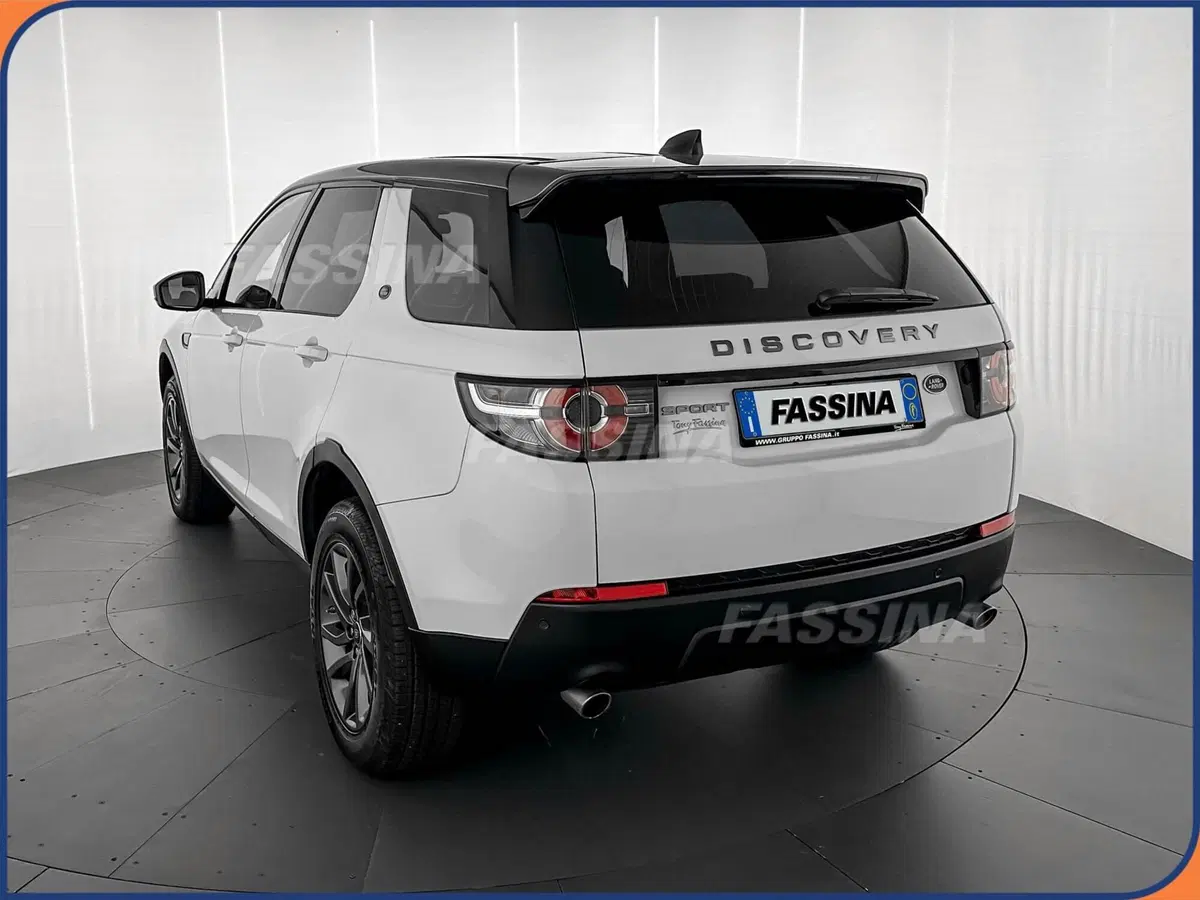 Land Rover Discovery Sport usata a Milano (4)