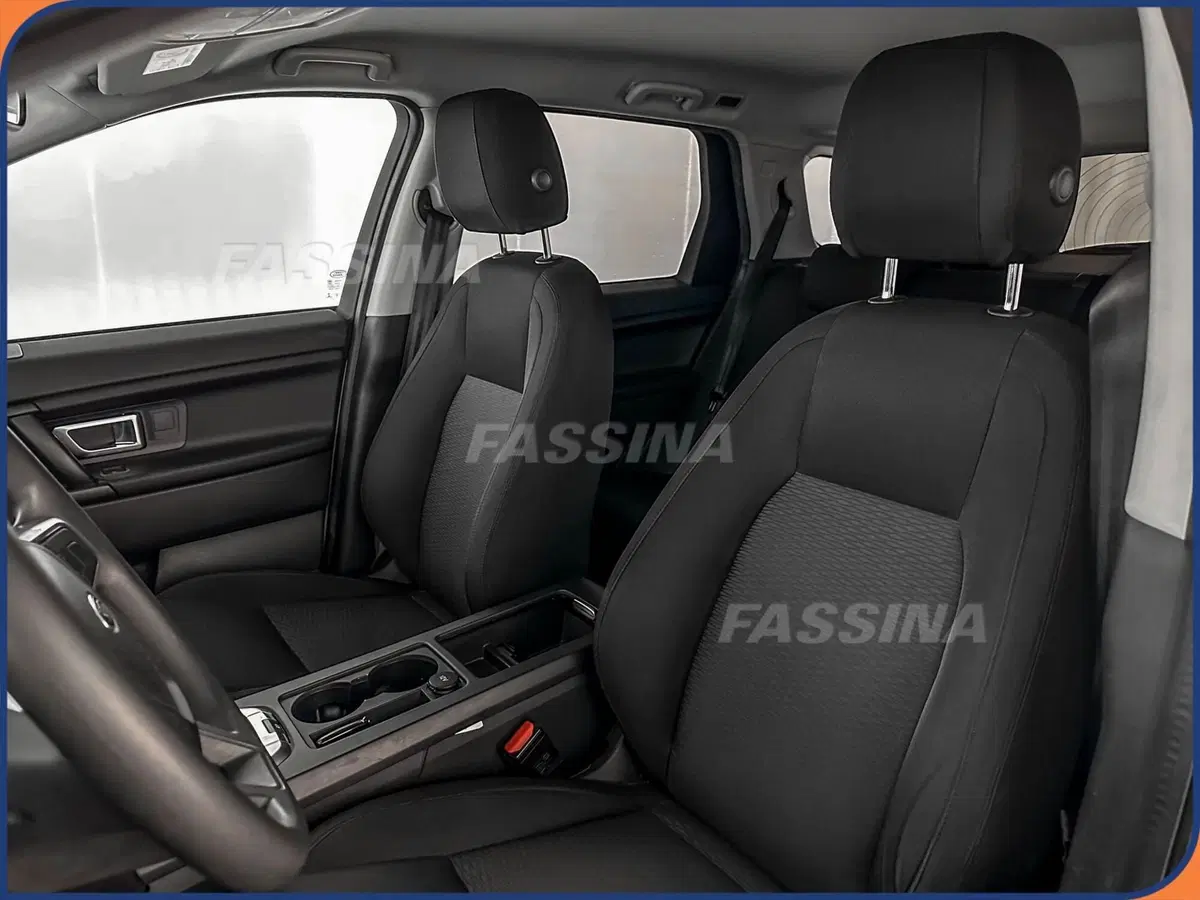 Land Rover Discovery Sport usata a Milano (8)
