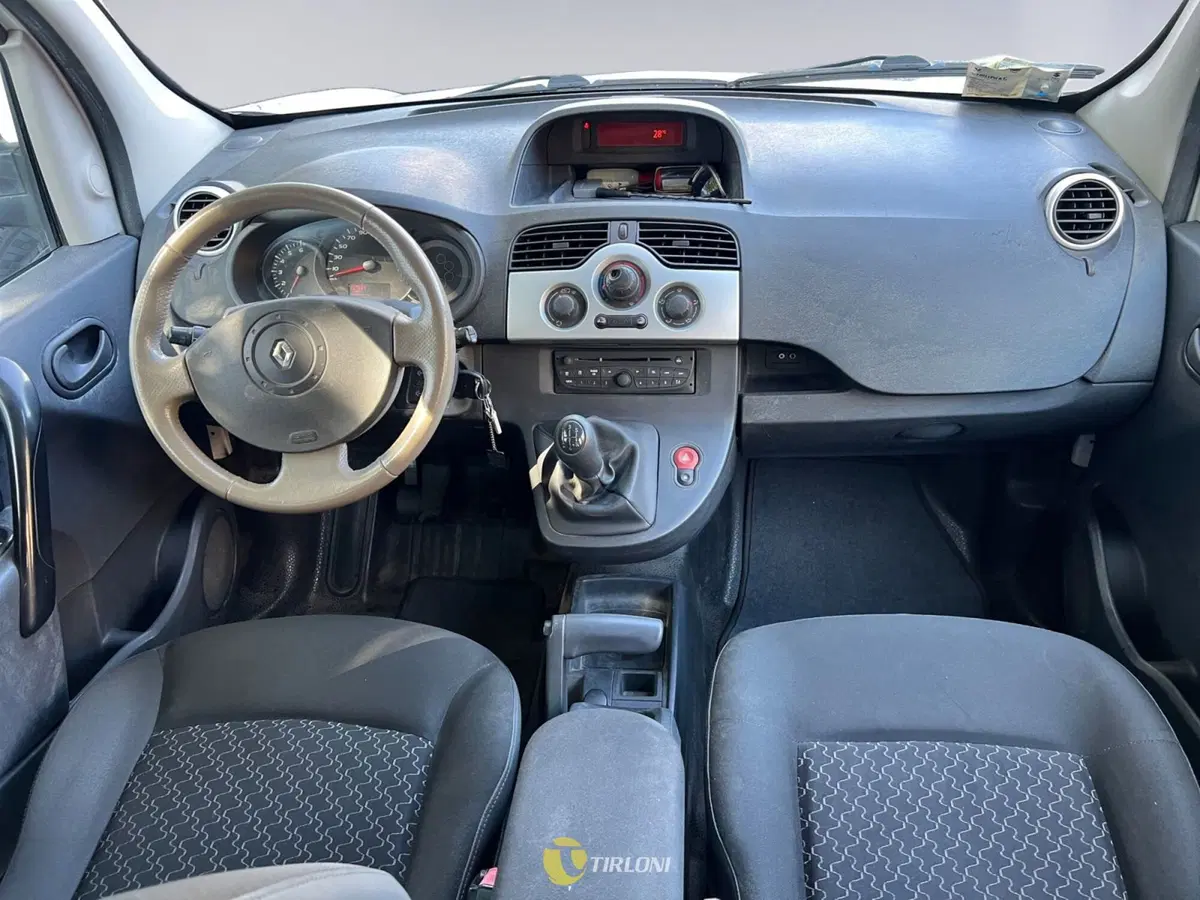 Renault Kangoo usata a Milano (14)