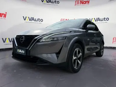 Nissan Qashqai 1.3 mhev N-Connecta 2wd 140cv del 2023 usata a Massa