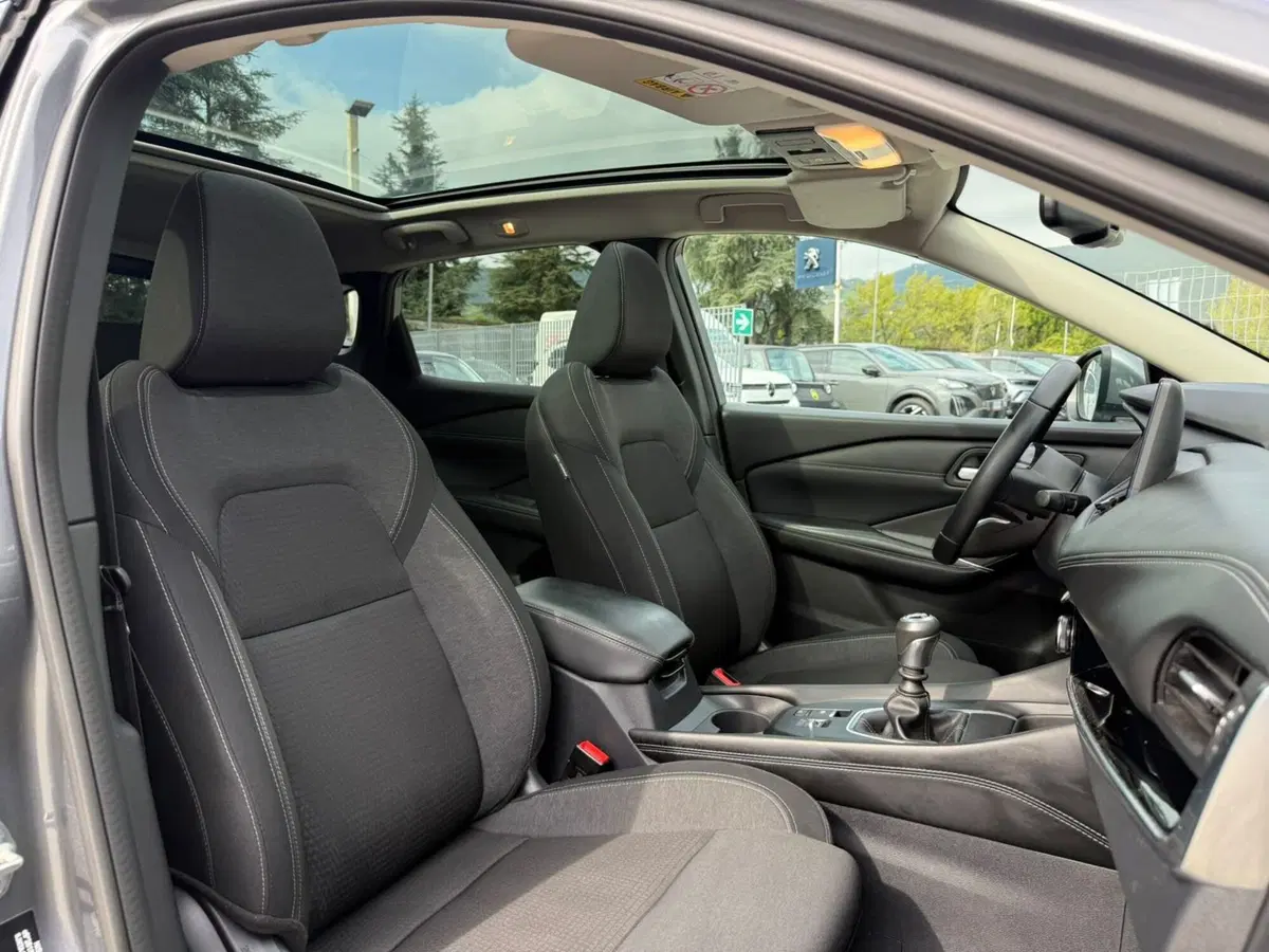 Nissan Qashqai usata a Massa-Carrara (5)