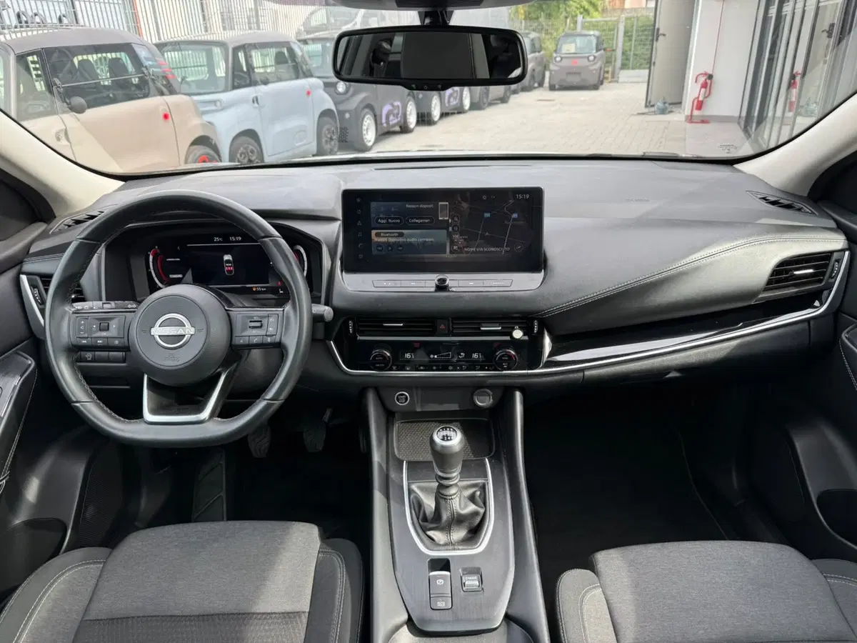 Nissan Qashqai usata a Massa-Carrara (6)