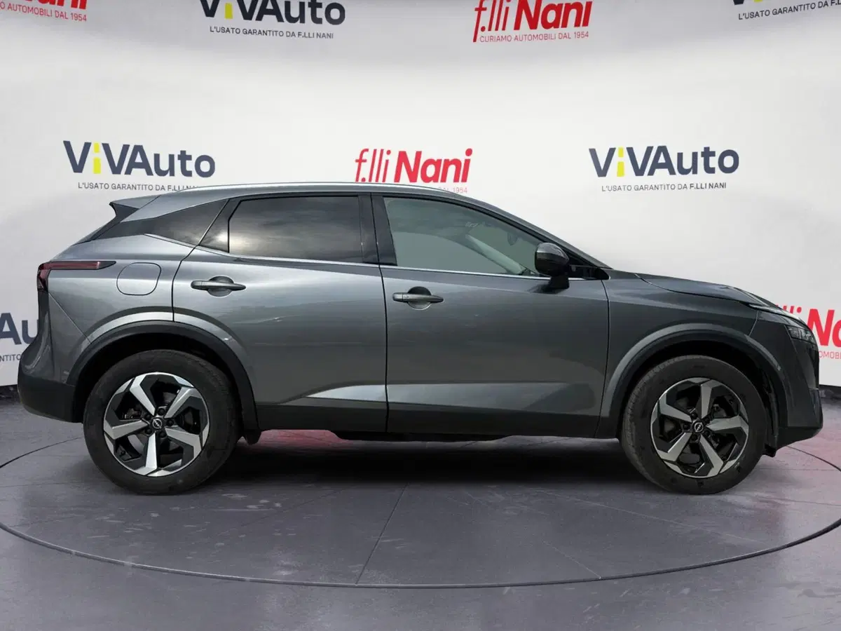 Nissan Qashqai usata a Massa-Carrara (8)