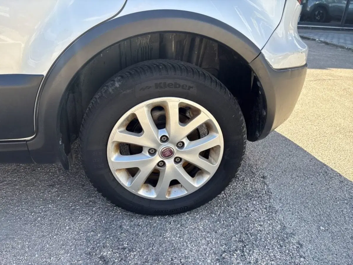 Fiat Sedici usata a Foggia (11)