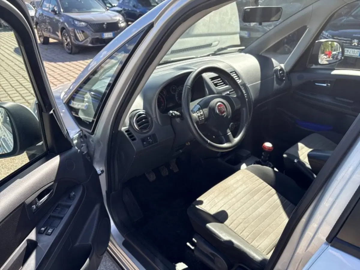 Fiat Sedici usata a Foggia (14)