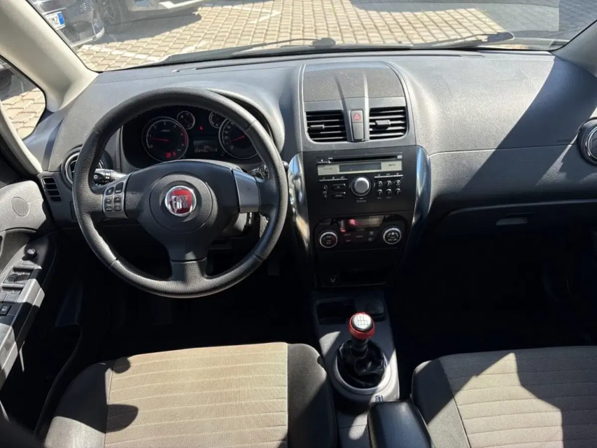 Fiat Sedici usata a Foggia (8)