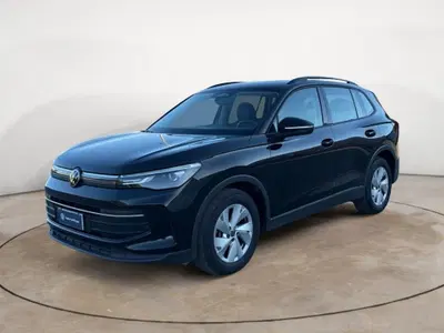 Volkswagen Tiguan 2.0 TDI 150 CV SCR DSG 4MOTION Life del 2025 usata a Terni