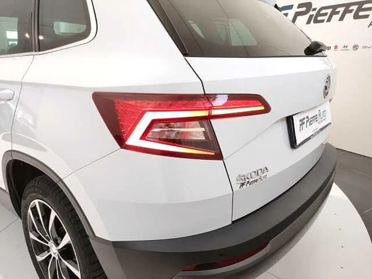 Skoda Karoq usata a Teramo (8)
