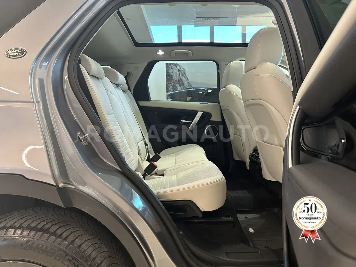 Land Rover Discovery Sport usata a Forlì-Cesena (11)