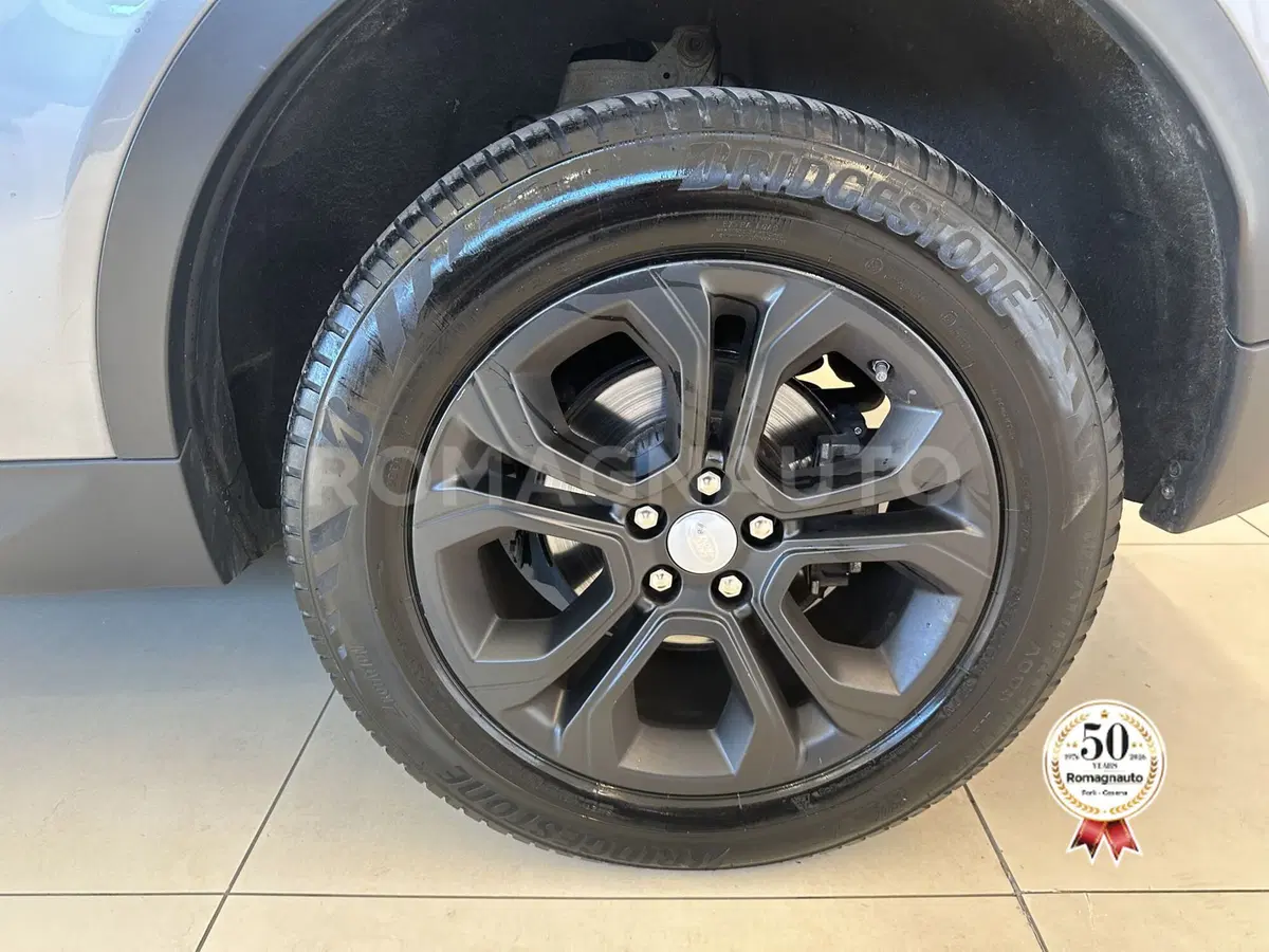 Land Rover Discovery Sport usata a Forlì-Cesena (9)