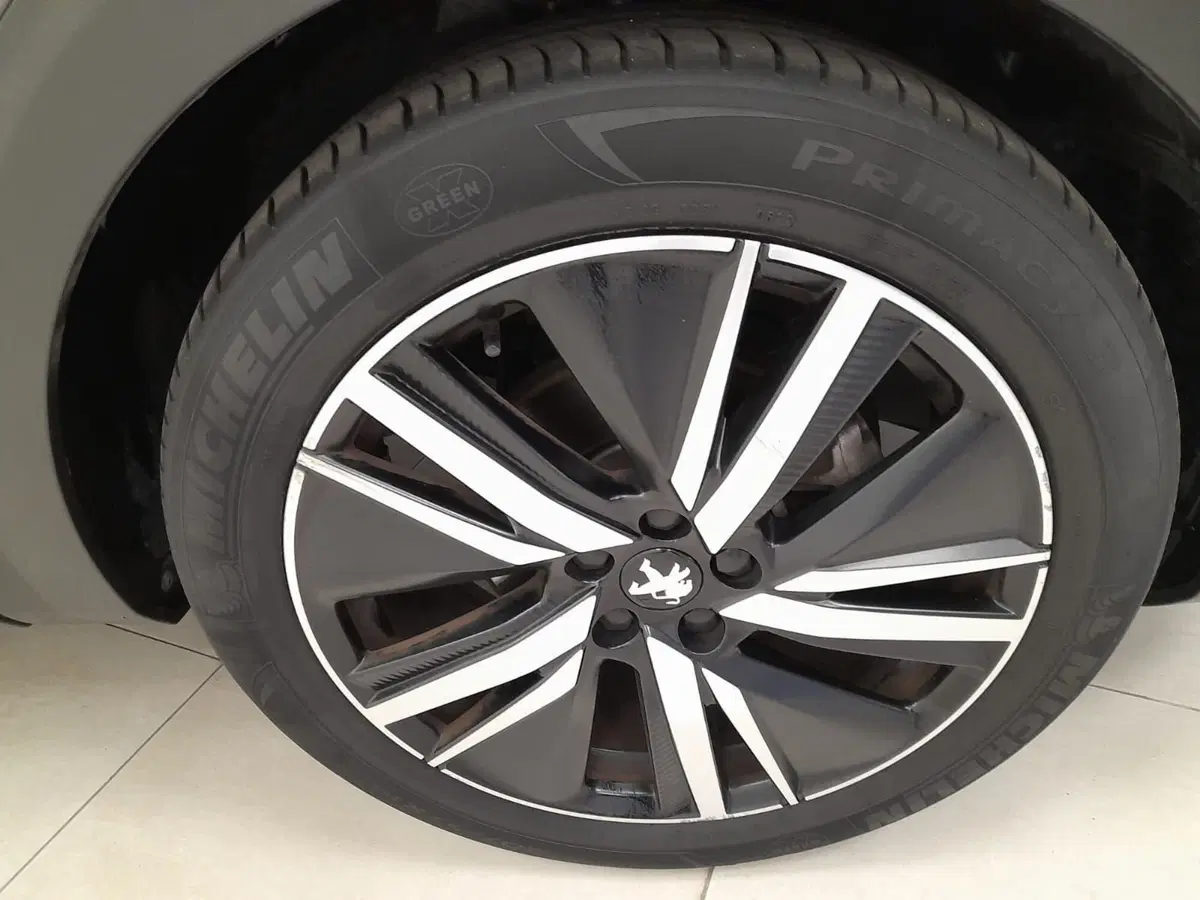 Peugeot 5008 usata a Alessandria (6)