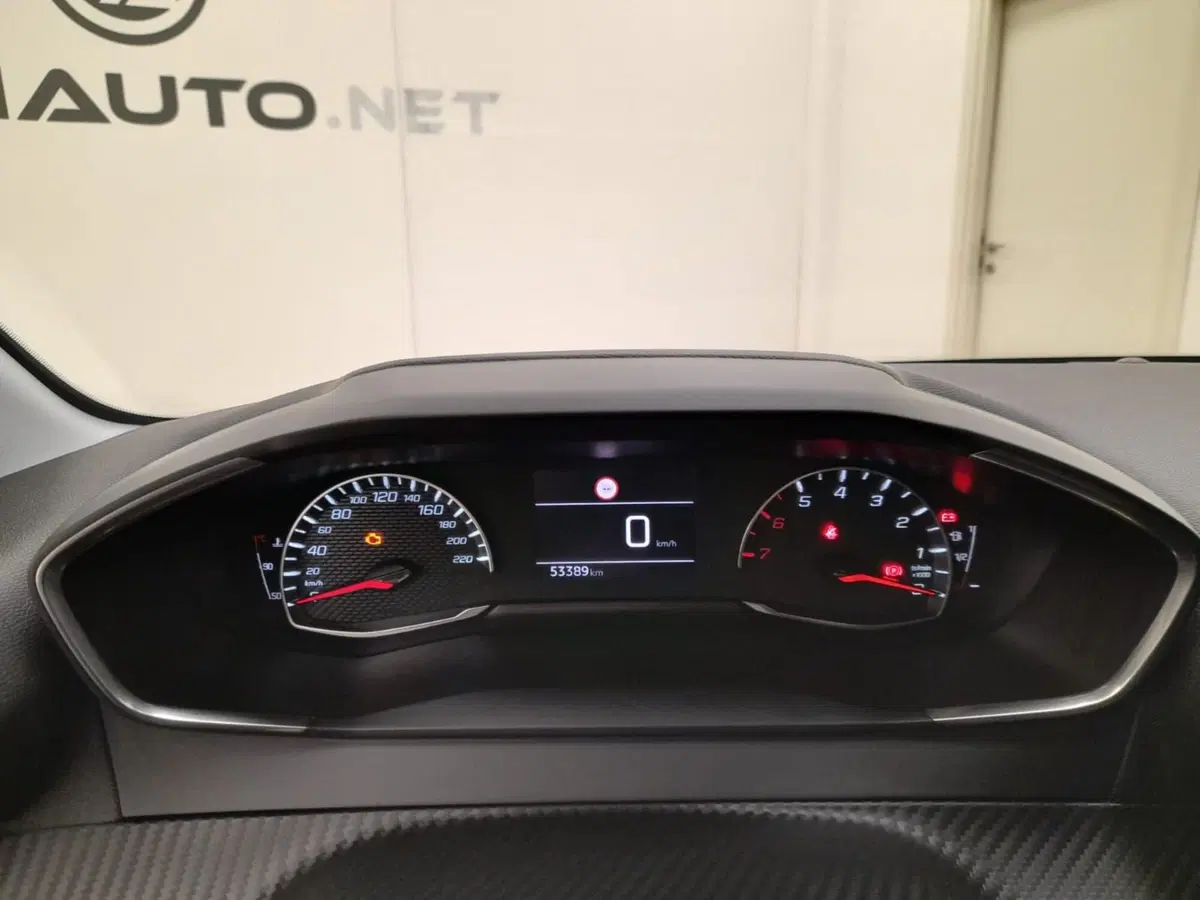 Peugeot 208 usata a Alessandria (16)