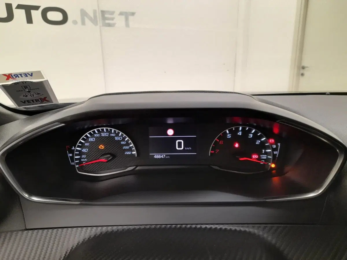 Peugeot 2008 usata a Alessandria (15)