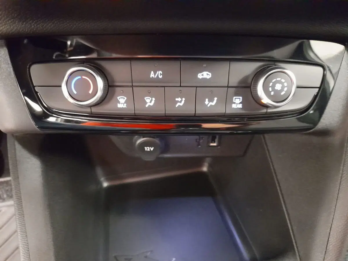 Opel Corsa usata a Alessandria (11)