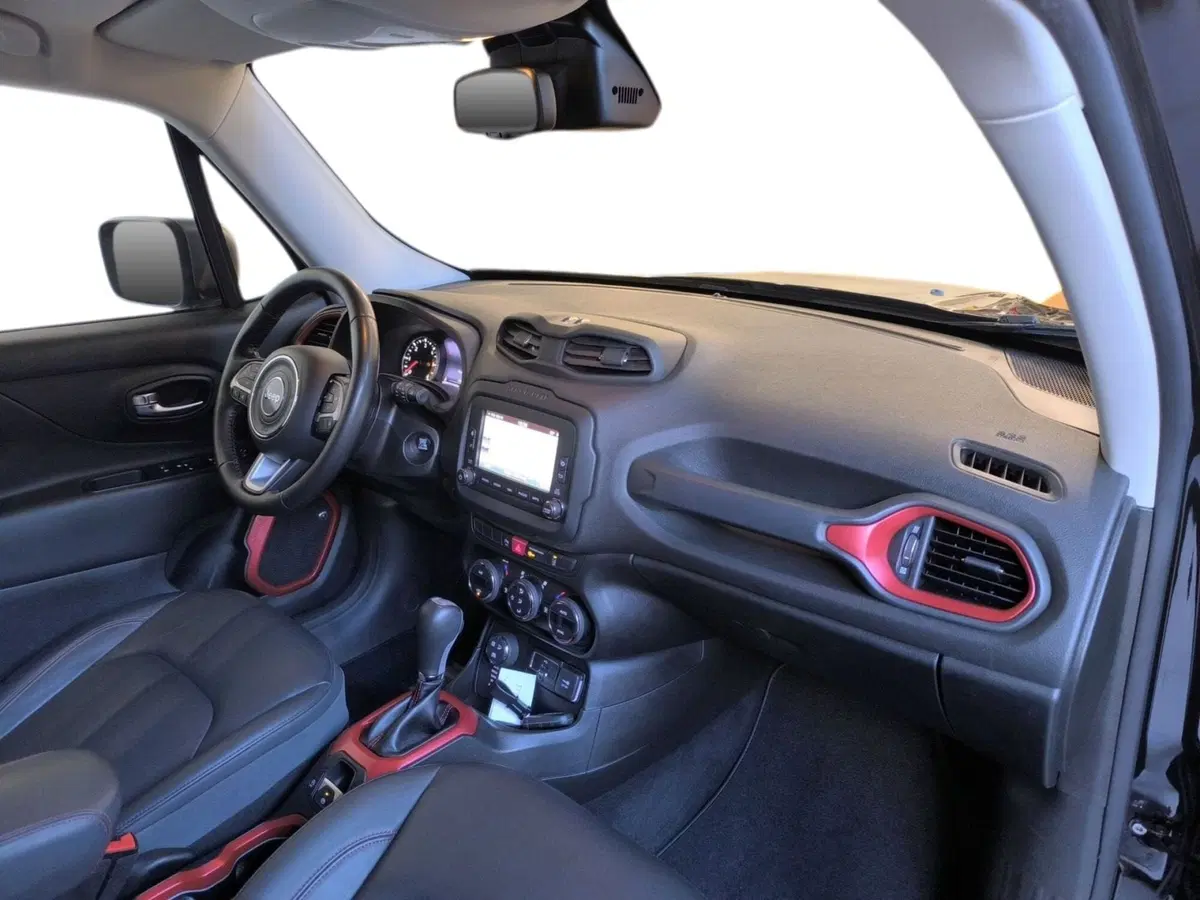Jeep Renegade usata a Udine (13)