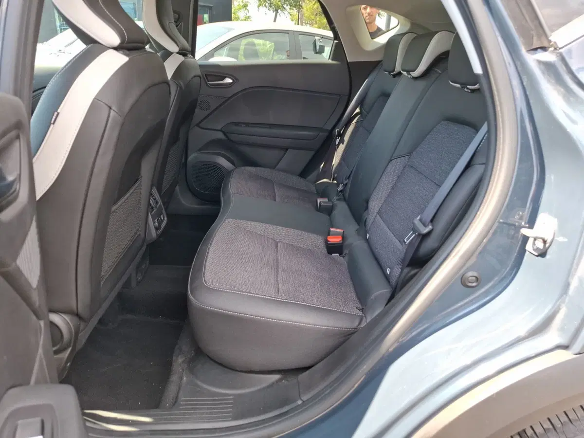 Renault Captur usata a Latina (17)