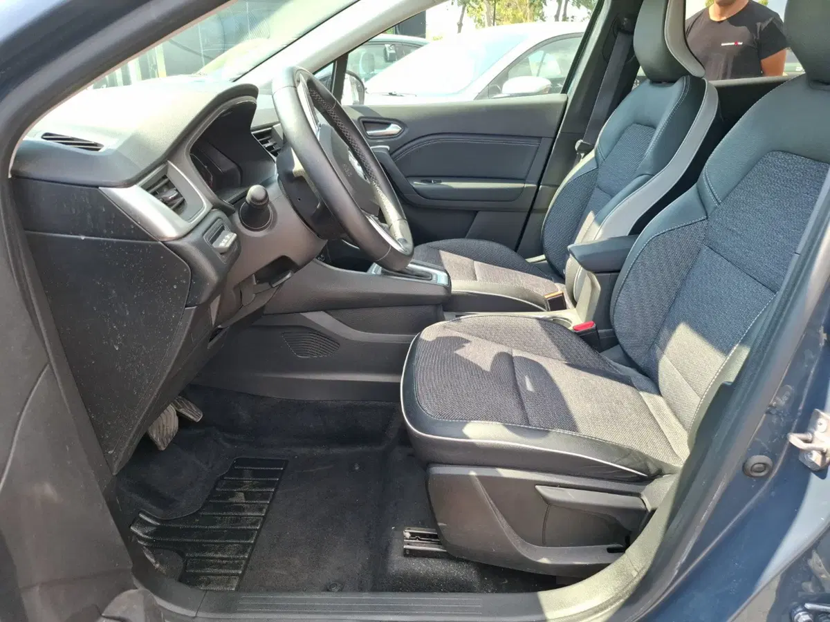 Renault Captur usata a Latina (18)