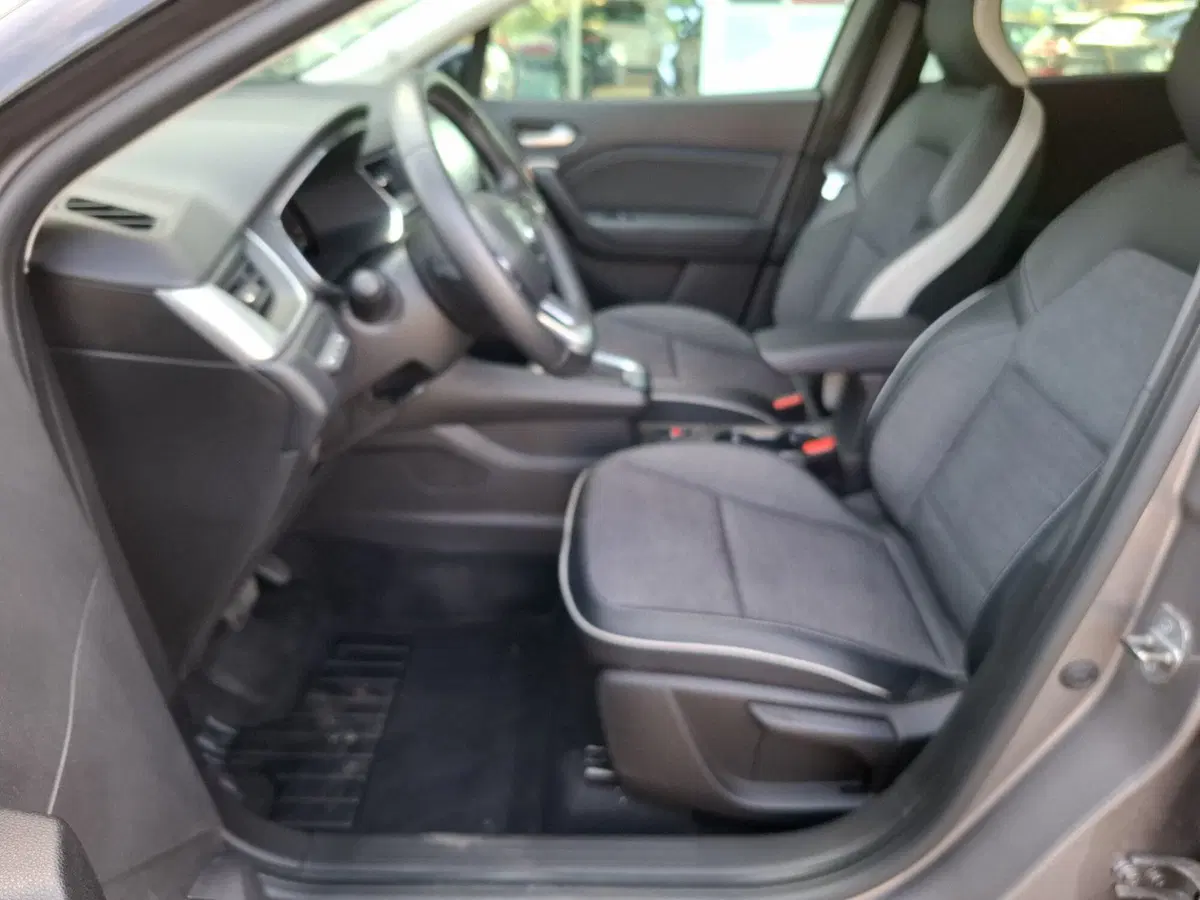 Renault Captur usata a Latina (18)