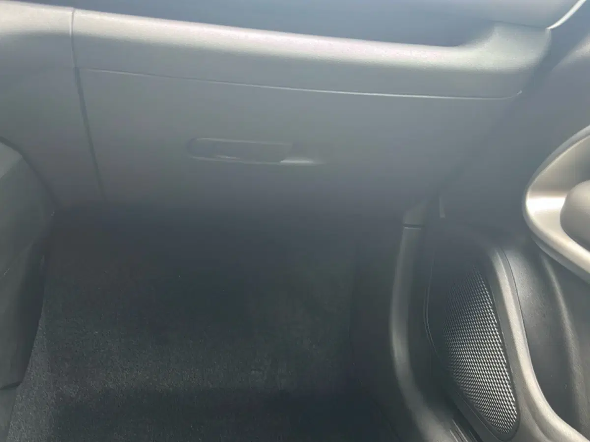 Jeep Avenger nuova a Roma (20)