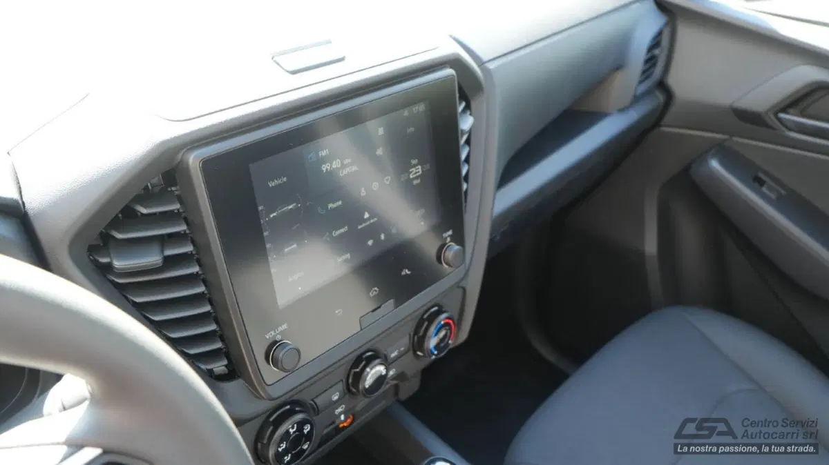 Isuzu D-Max Pick-up nuova a Bologna (6)