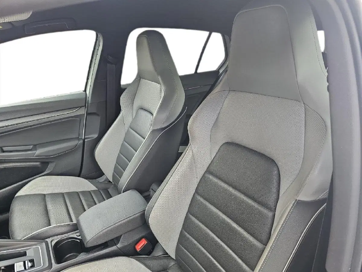 Volkswagen Golf usata a Lecco (13)