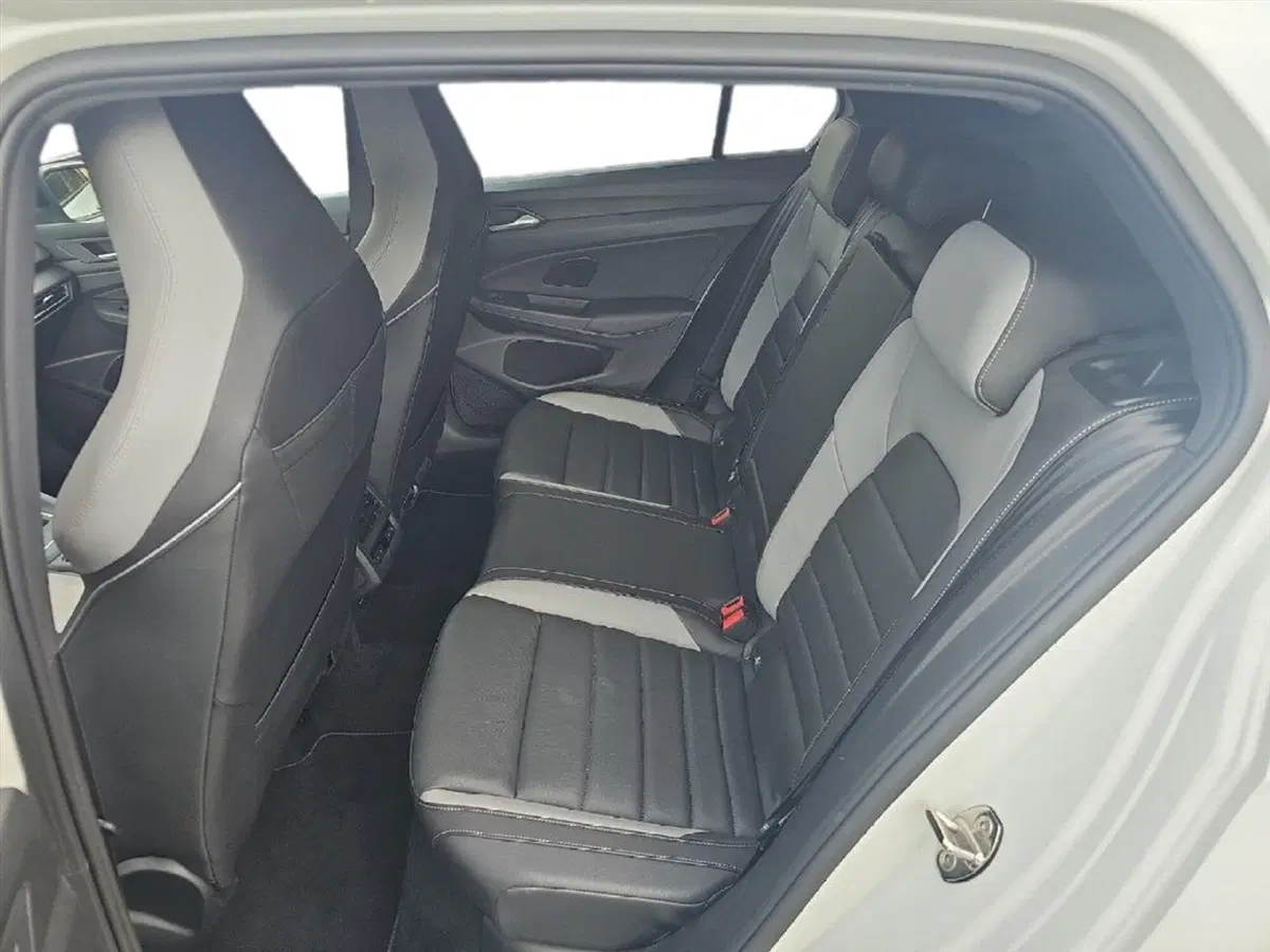 Volkswagen Golf usata a Lecco (15)