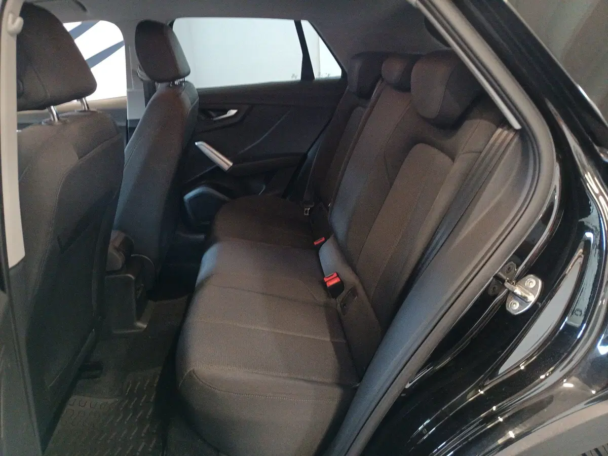 Audi Q2 usata a Varese (9)