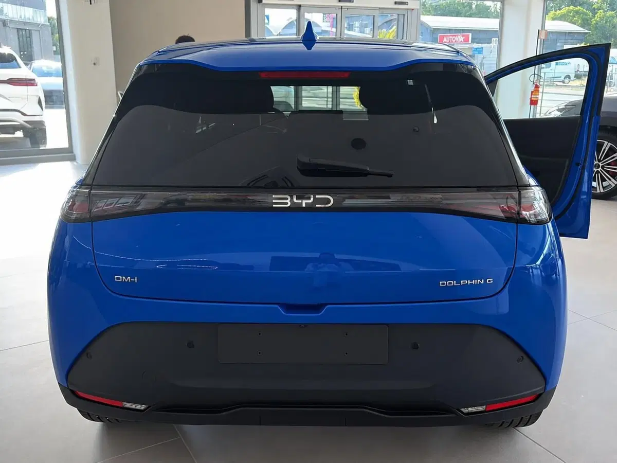 Byd Dolphin G DM-i nuova a Bologna (2)