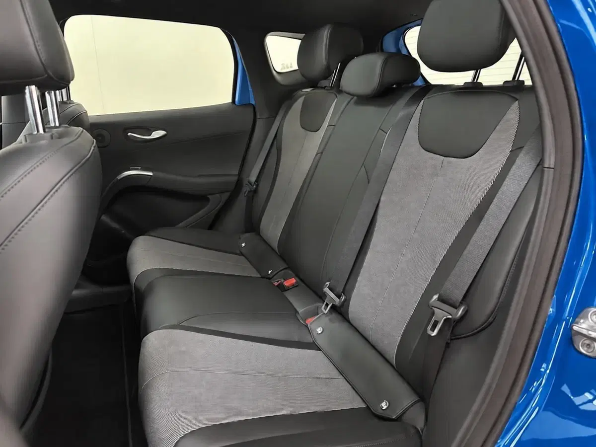 Byd Dolphin G DM-i nuova a Bologna (12)