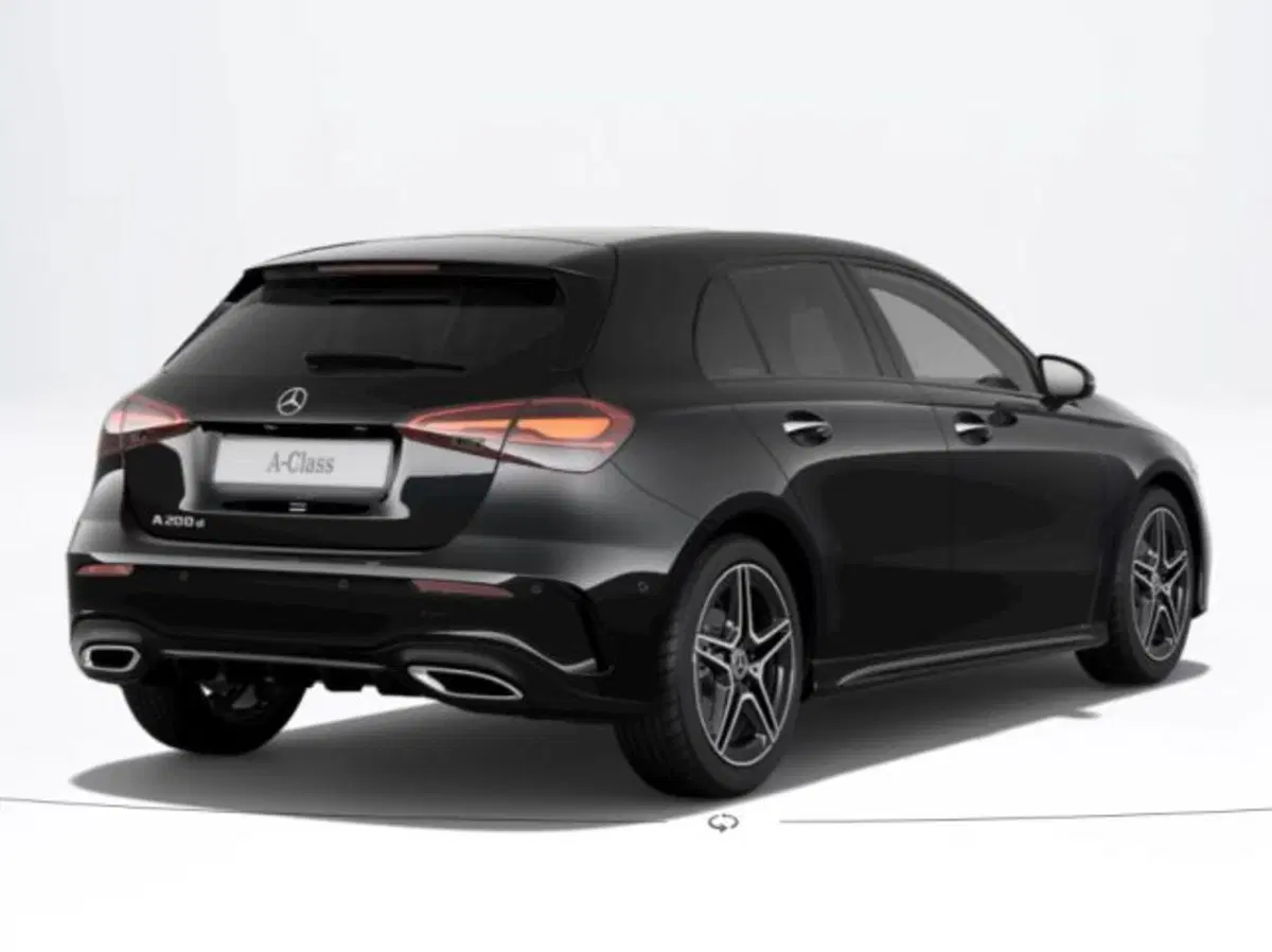 Mercedes-Benz Classe A Sedan nuova a Verona (2)