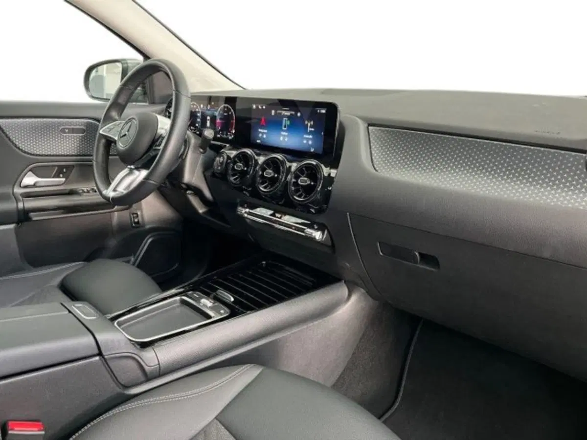 Mercedes-Benz GLA SUV usata a Verona (16)
