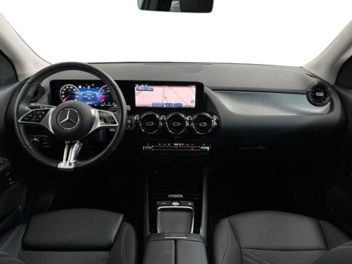Mercedes-Benz GLA SUV usata a Verona (9)