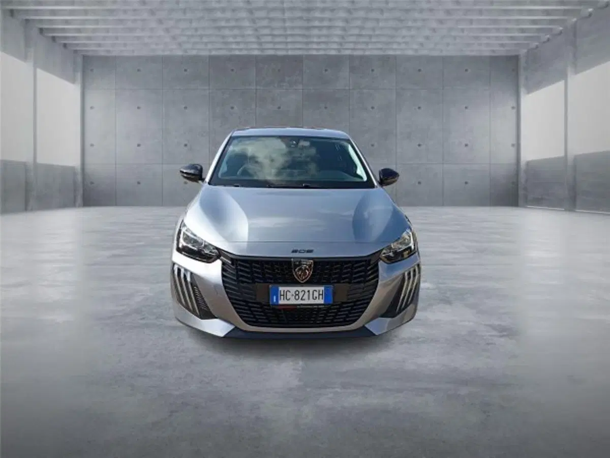 Peugeot 208 usata a Bari (2)