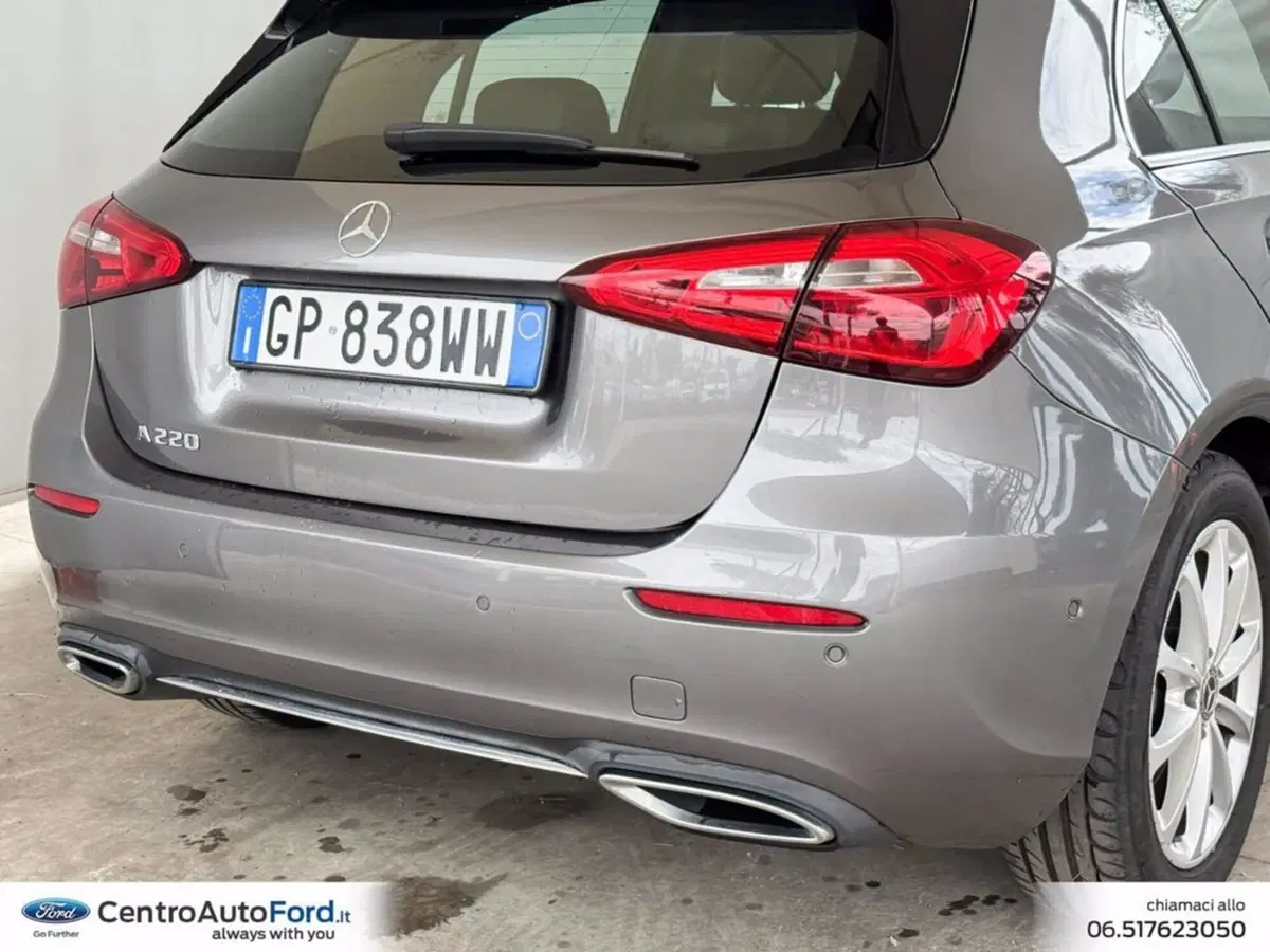 Mercedes-Benz Classe A Sedan usata a Roma (15)