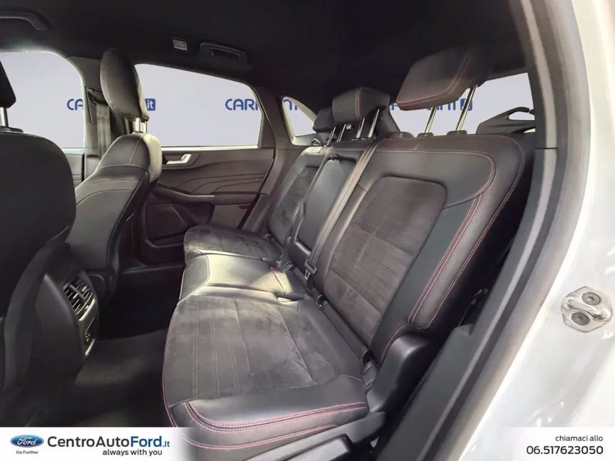 Ford Kuga usata a Roma (13)