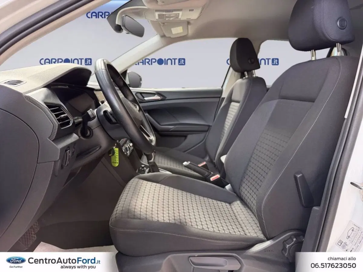 Volkswagen T-Cross usata a Roma (9)