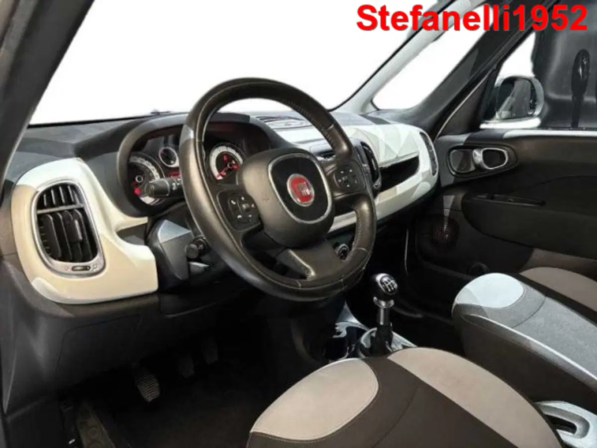 Fiat 500L usata a Bologna (11)