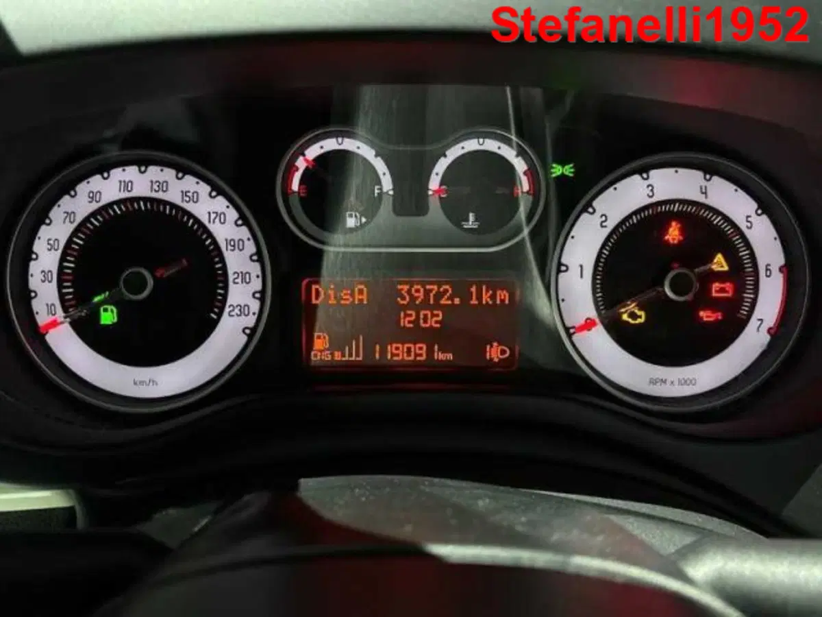 Fiat 500L usata a Bologna (12)