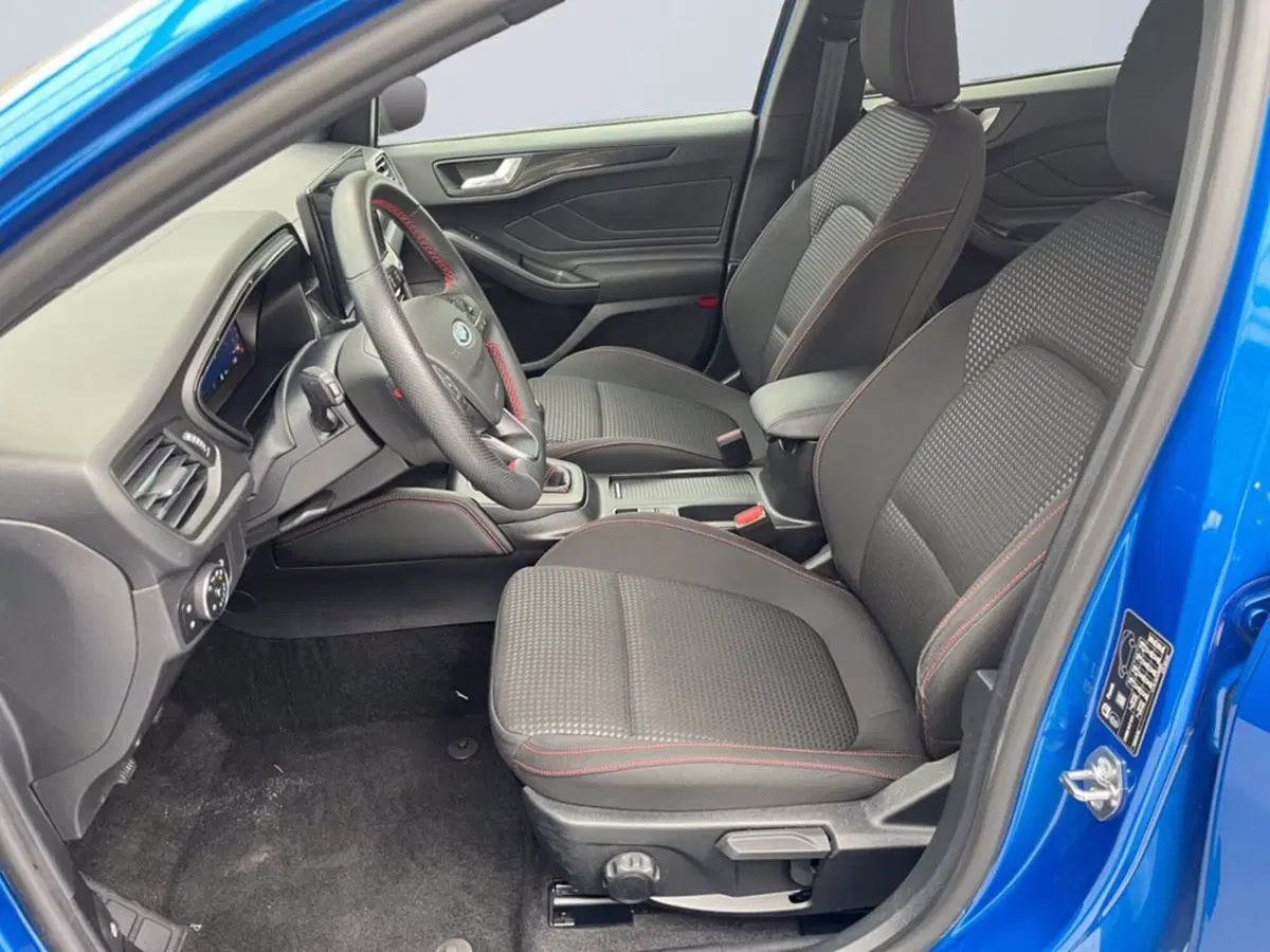 Ford Focus Station Wagon usata a Milano (10)