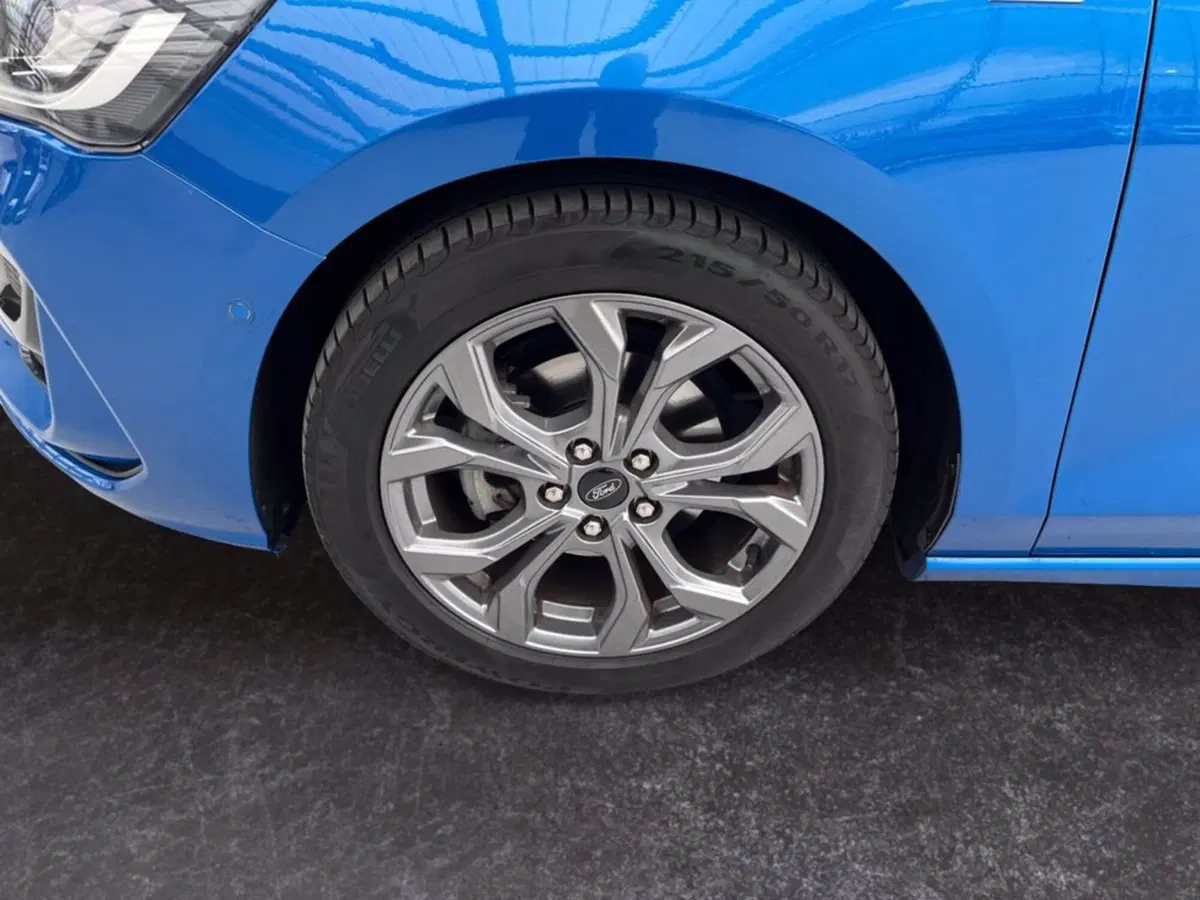 Ford Focus Station Wagon usata a Milano (9)
