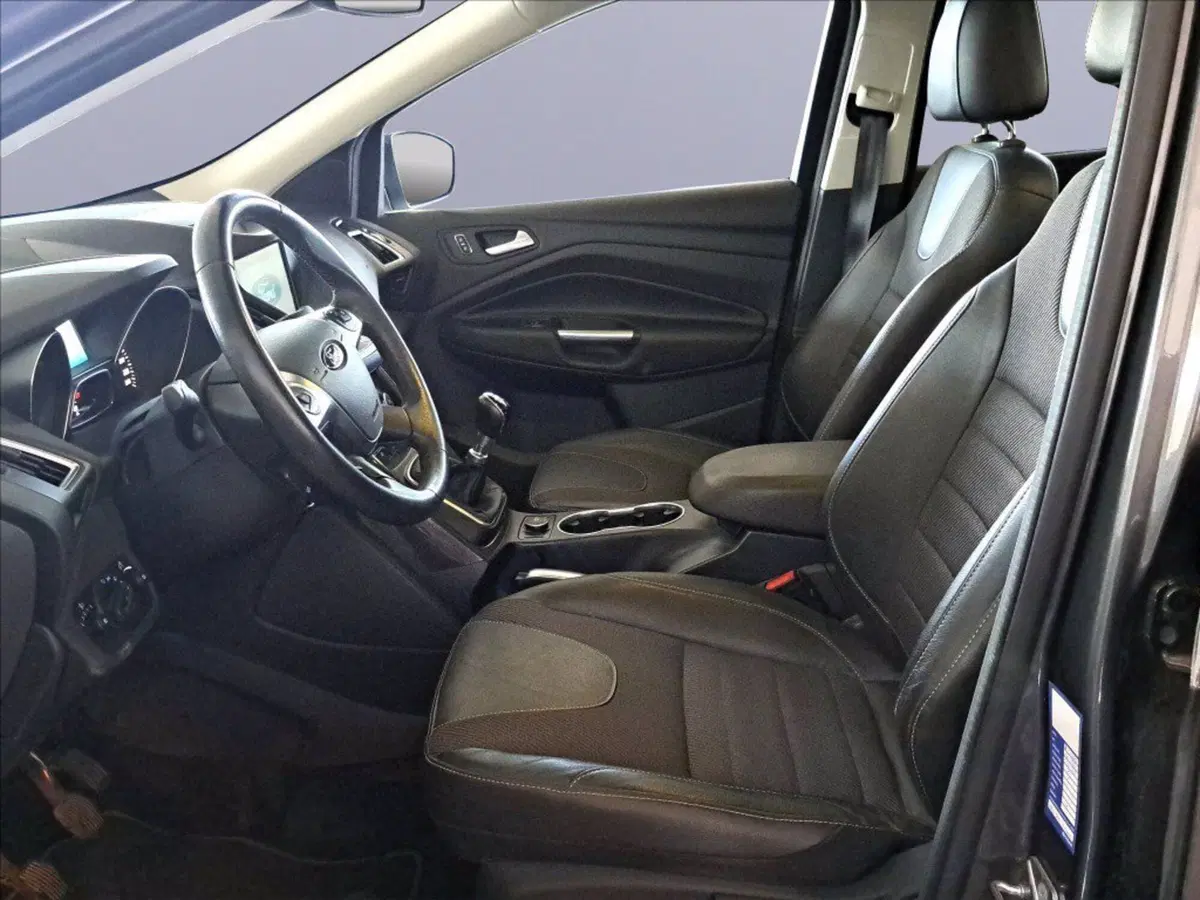 Ford Kuga usata a Milano (16)