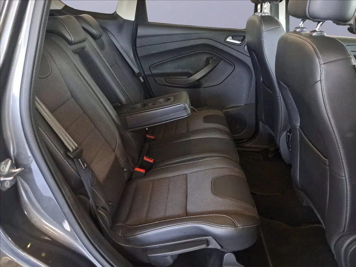 Ford Kuga usata a Milano (20)