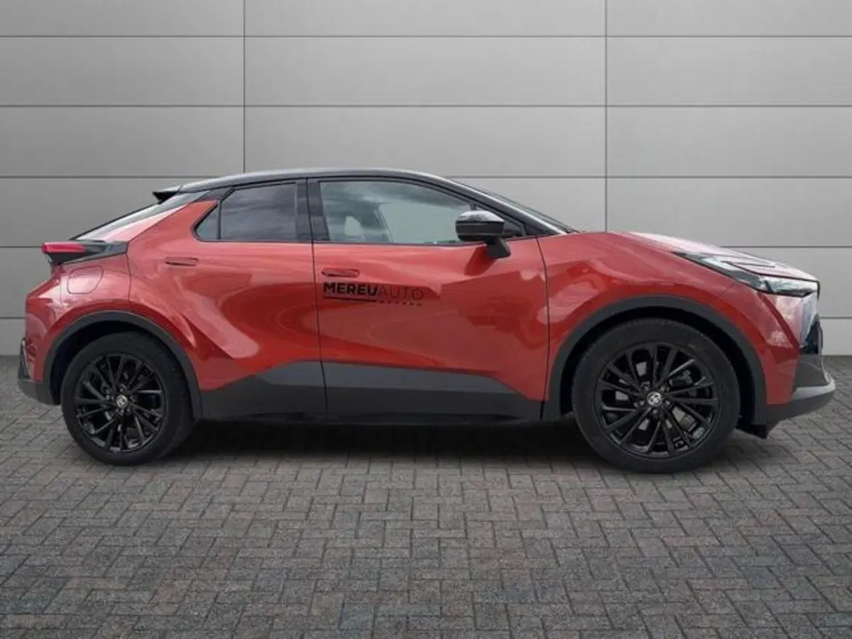 Toyota Toyota C-HR usata a Sassari (3)