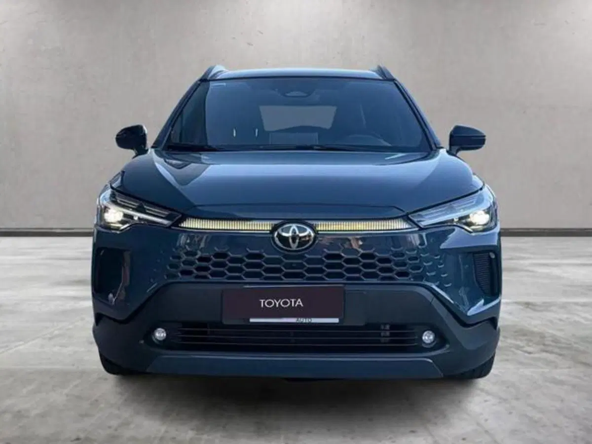 Toyota Corolla Cross usata a Sassari (6)