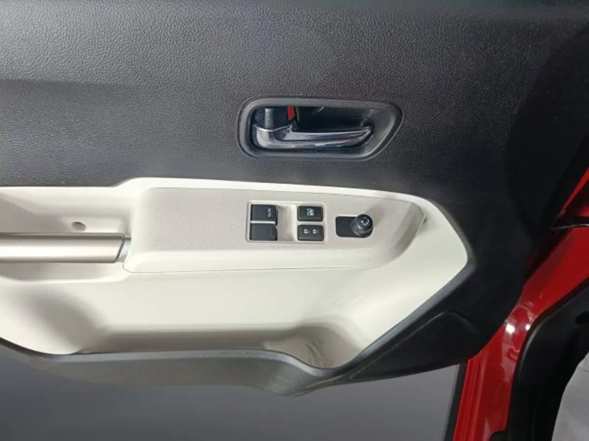 Suzuki Ignis usata a Teramo (18)